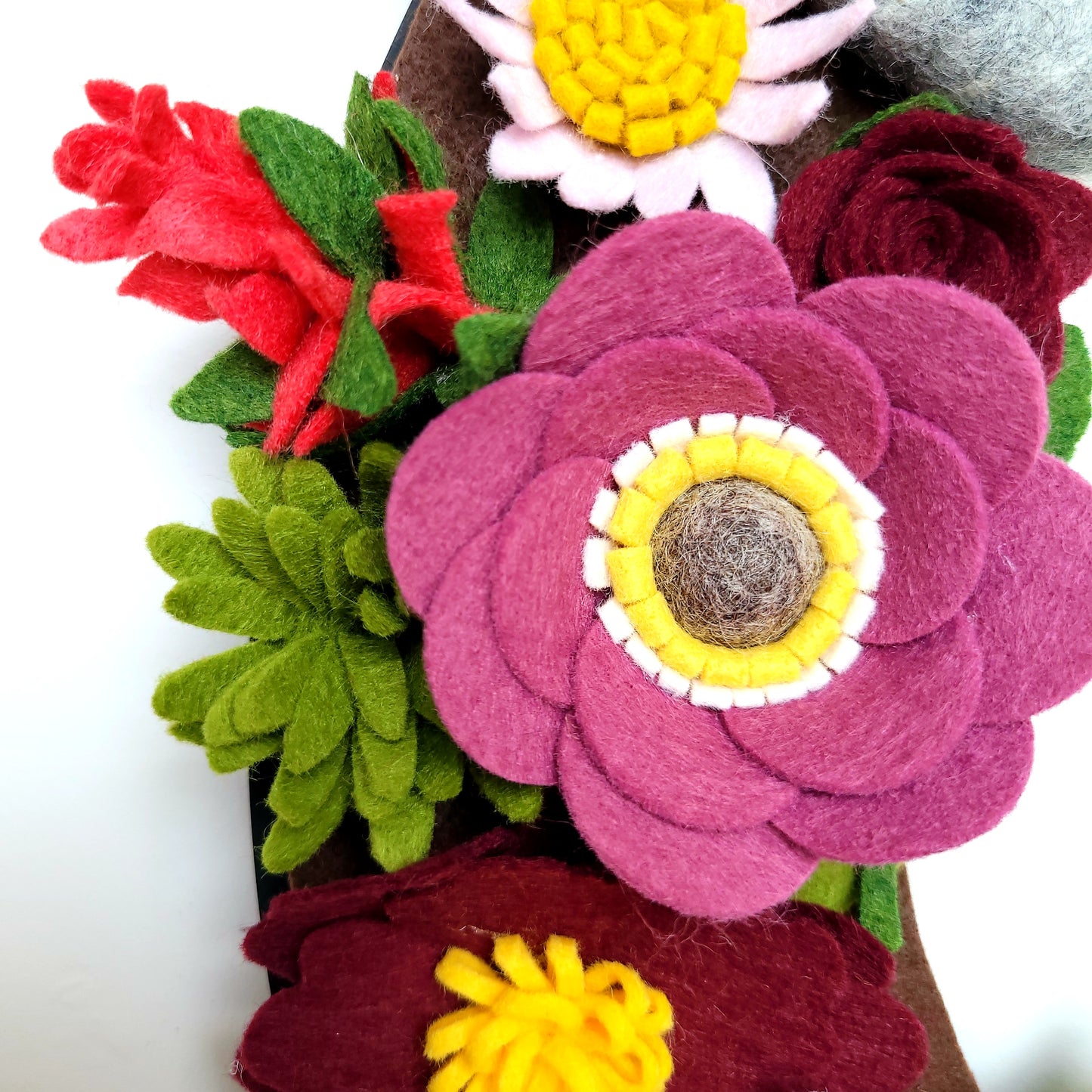 Washington Snowcap Trails | Standard Wreath Attachment