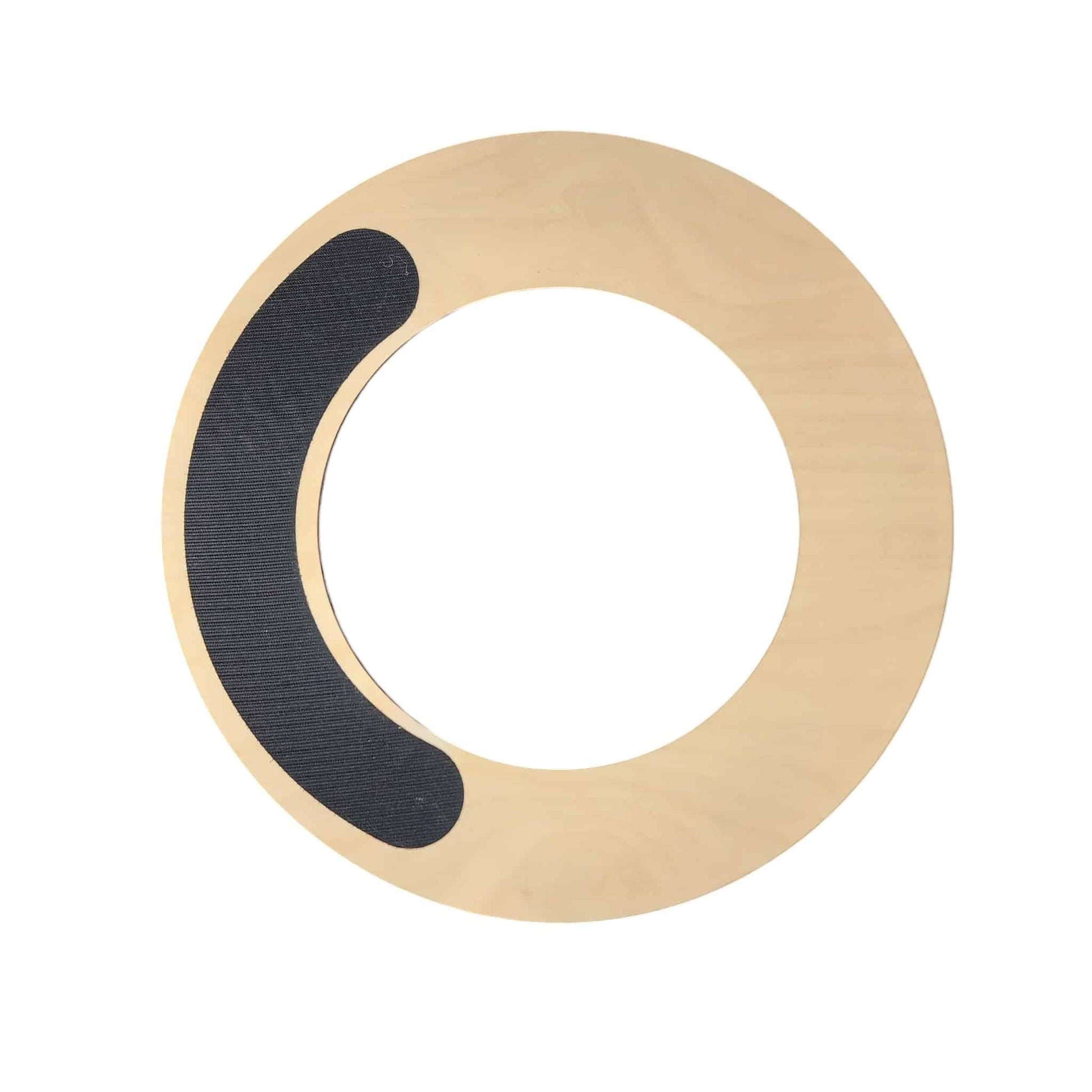 This 18" standard wreath base in birch is a modern wreath option. Looks best on white, black and modern colored doors. 